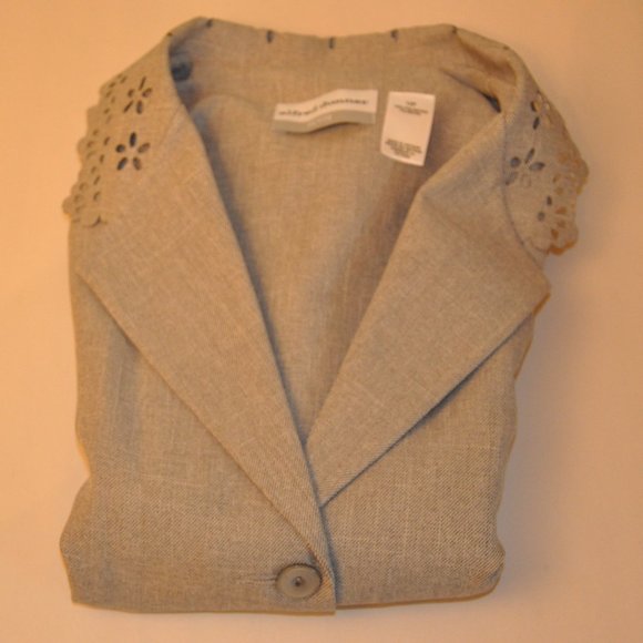 Alfred Dunner Womens Petite Flowerd Gray Jacket - Picture 12 of 12